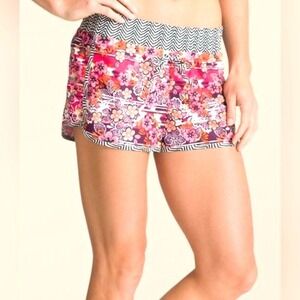 Athleta Watermelon Lanai Beach Shorts Women's Size 6 Pink Casual Summer Hawaiian